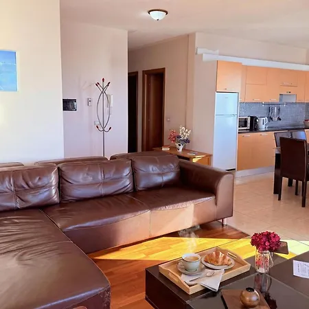 Apartment Beachfront In 072 - Happy *