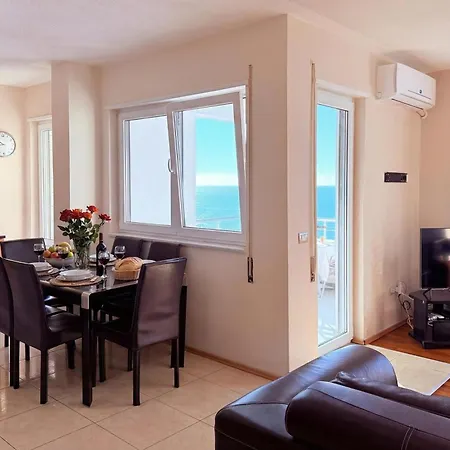 Beachfront In 072 - Happy Дуррес